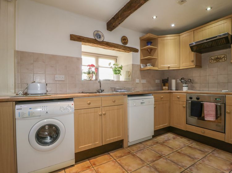 Springarth Cottage, listing photograph 6