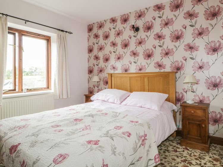 Springarth Cottage, listing photograph 11