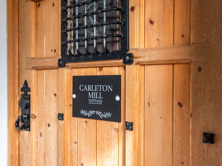 Carleton Mill Cottage, listing photograph 2