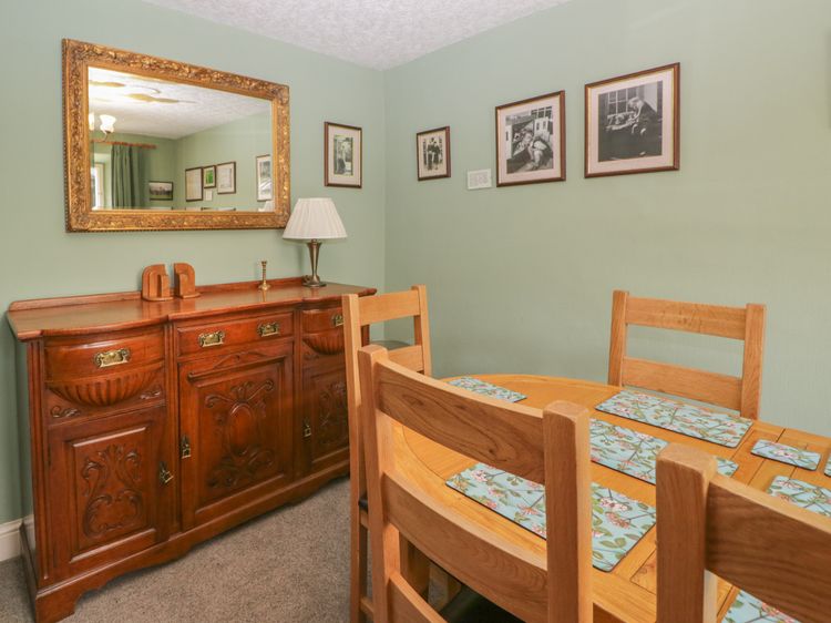 Anvil Cottage, listing photograph 9