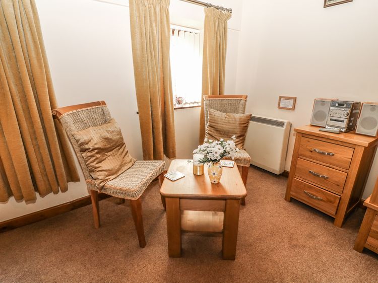 Juniper Cottage, listing photograph 10
