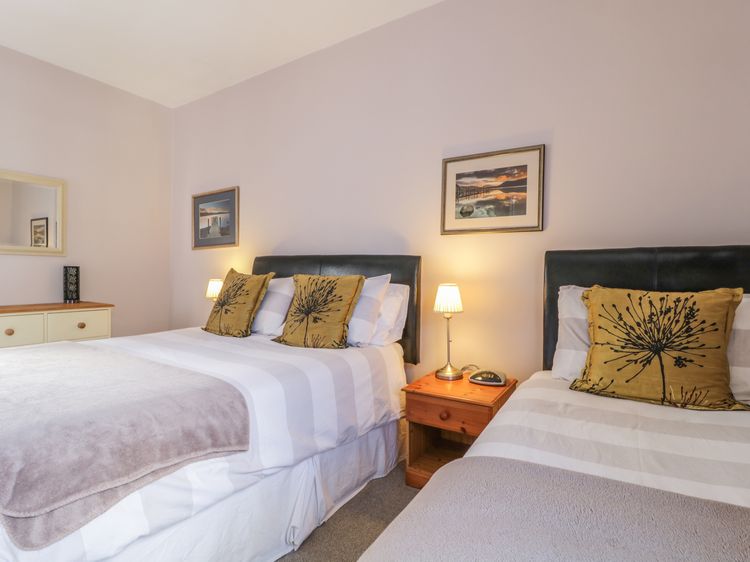 Swinside Cottage, listing photograph 6