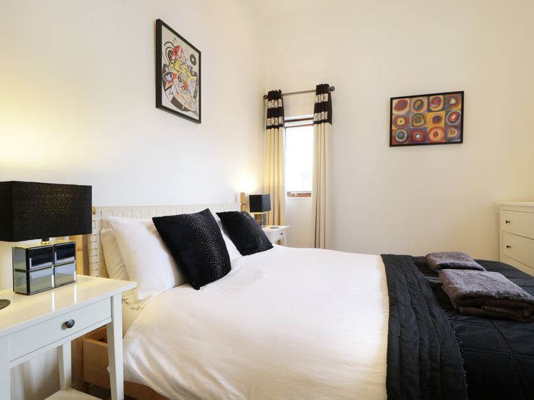 Keswick Loft, listing photograph 9