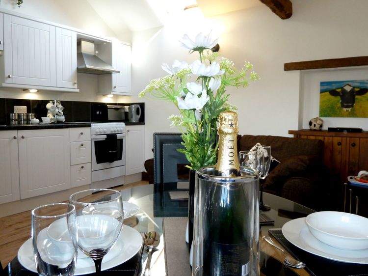 Daisy Cottage, listing photograph 2