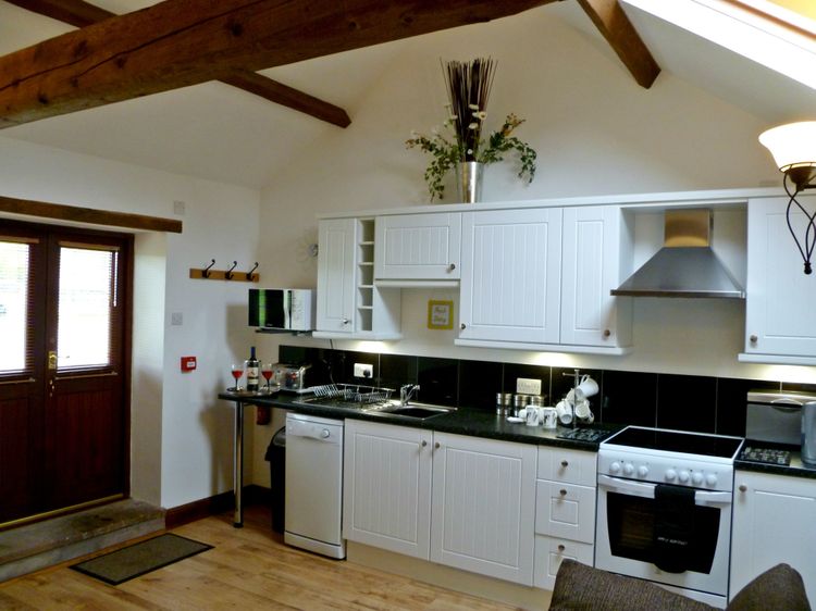 Daisy Cottage, listing photograph 3