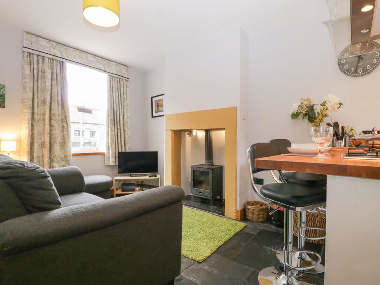 Banks Place, listing photograph 2