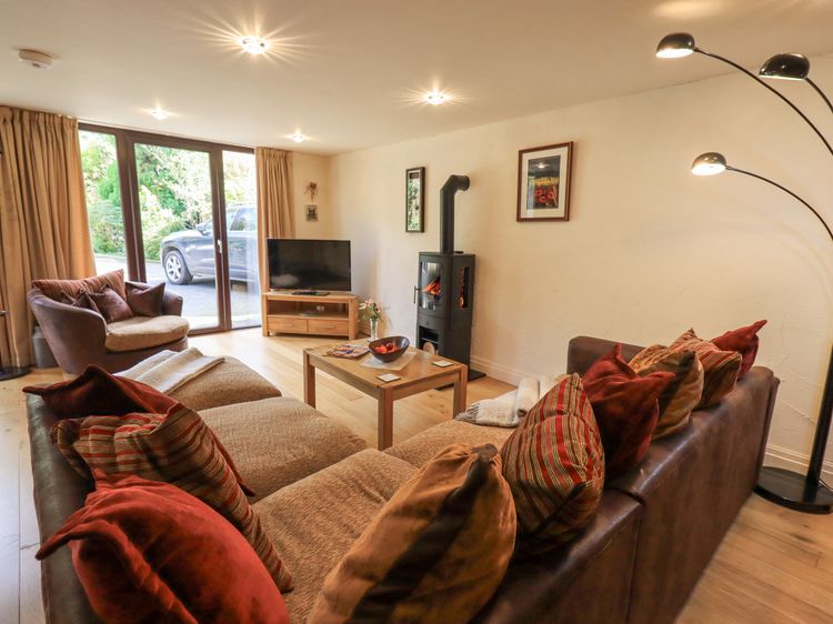 Stonegarth Mews, listing photograph 3