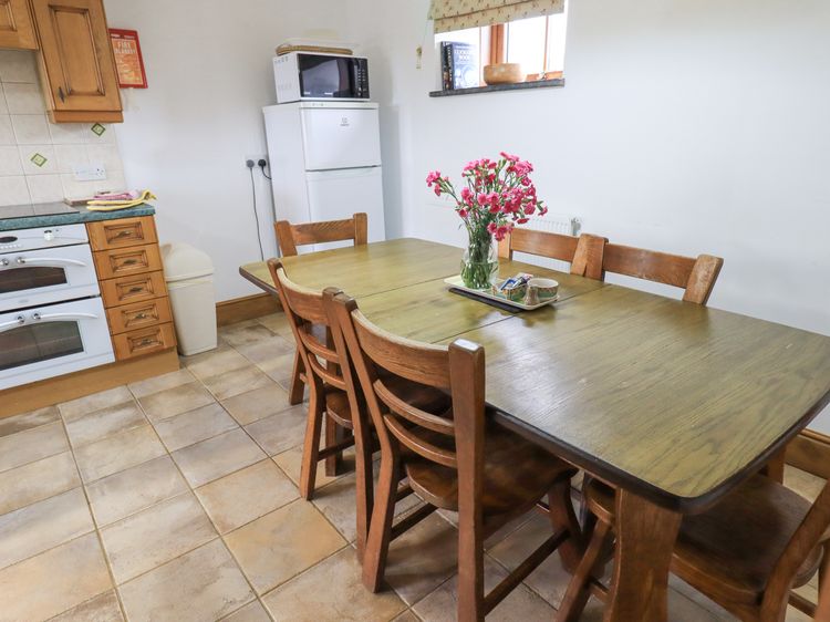 Tithe Cottage, listing photograph 7