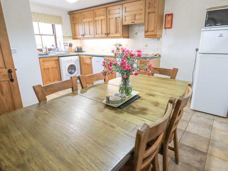 Tithe Cottage, listing photograph 8