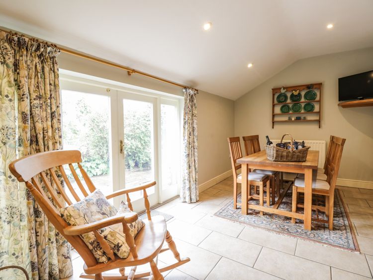 Stockwell Hall Cottage, listing photograph 7