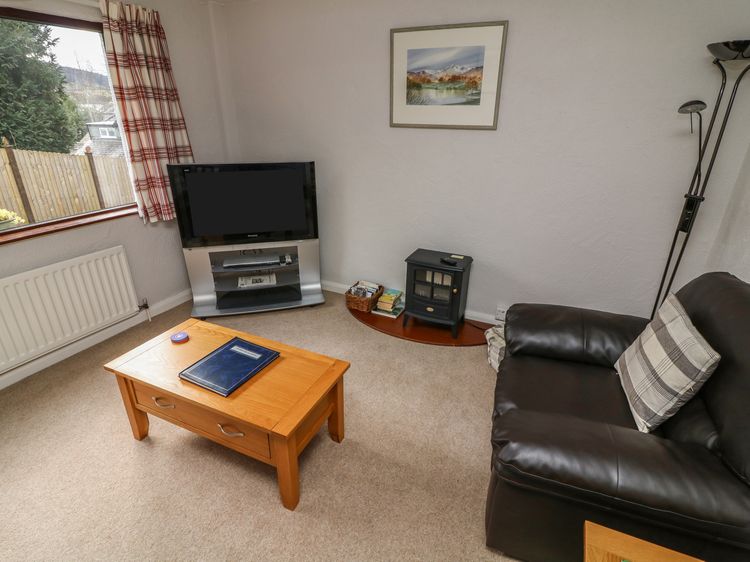 Long Crag Annexe, listing photograph 3