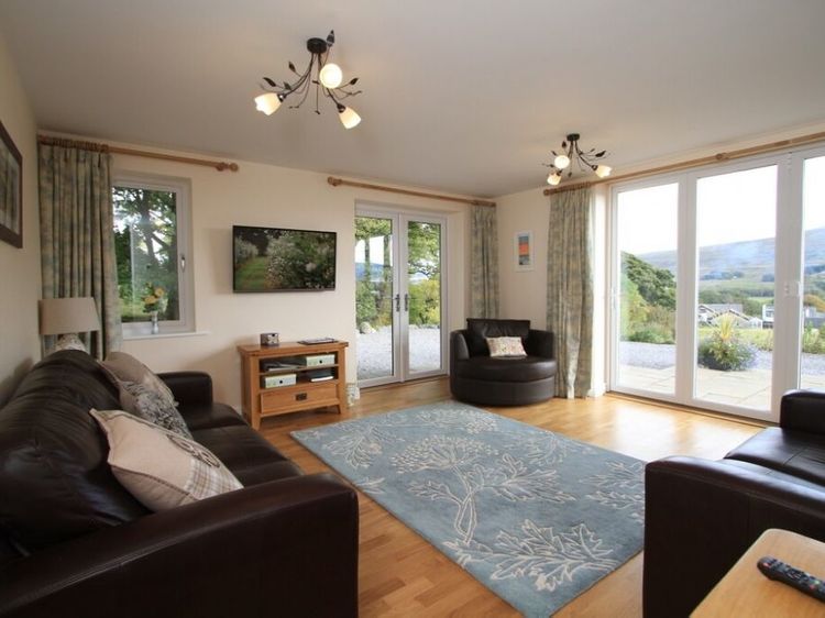 Eribel Cottage