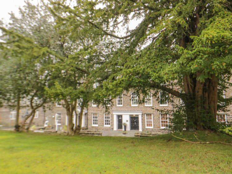 Derwentwater Apartment, listing photograph 2