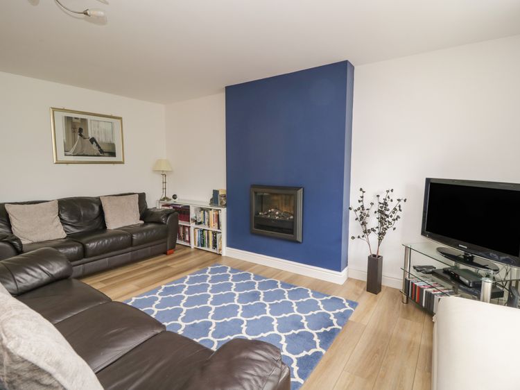 Derwentwater Apartment, listing photograph 3