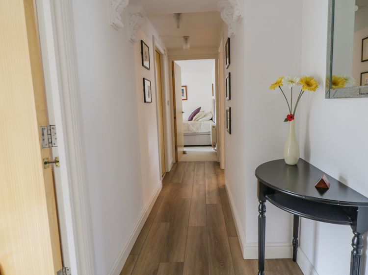 Derwentwater Apartment, listing photograph 10