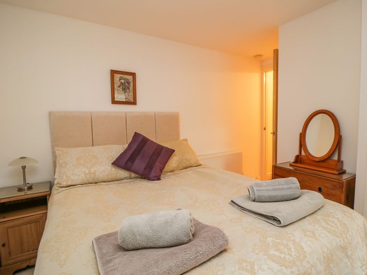 Derwentwater Apartment, listing photograph 11