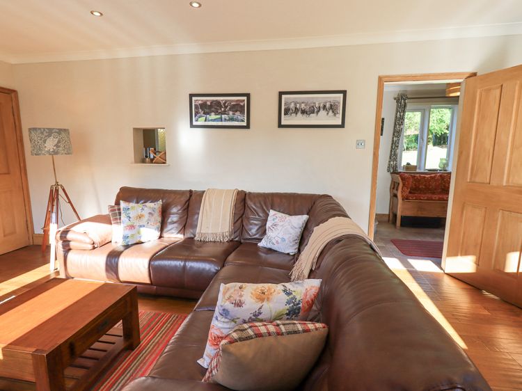 Foresters Cottage, listing photograph 4