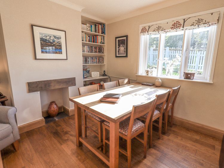 Foresters Cottage, listing photograph 8