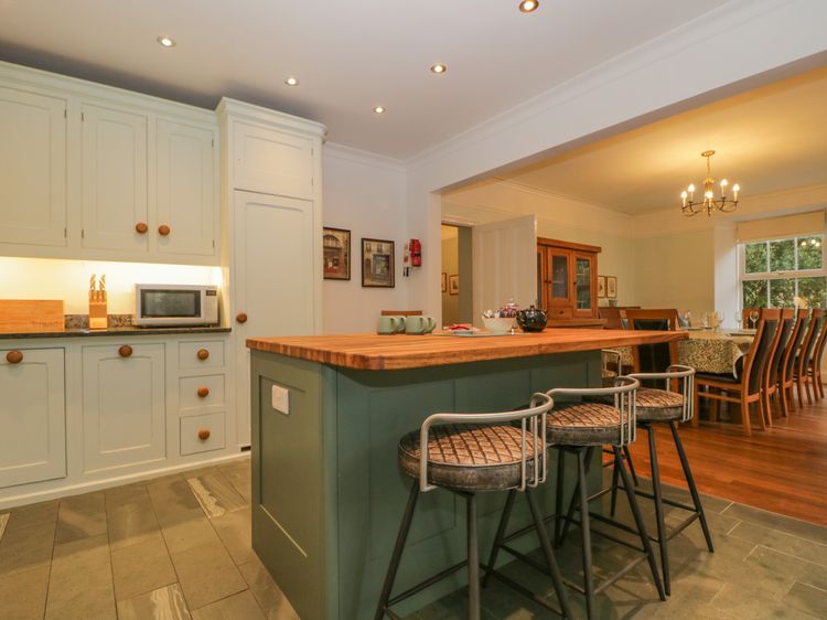 The Old Vicarage, listing photograph 9