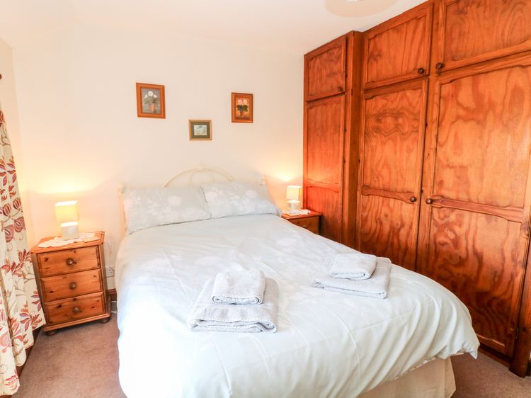 Keepers Cottage, listing photograph 9