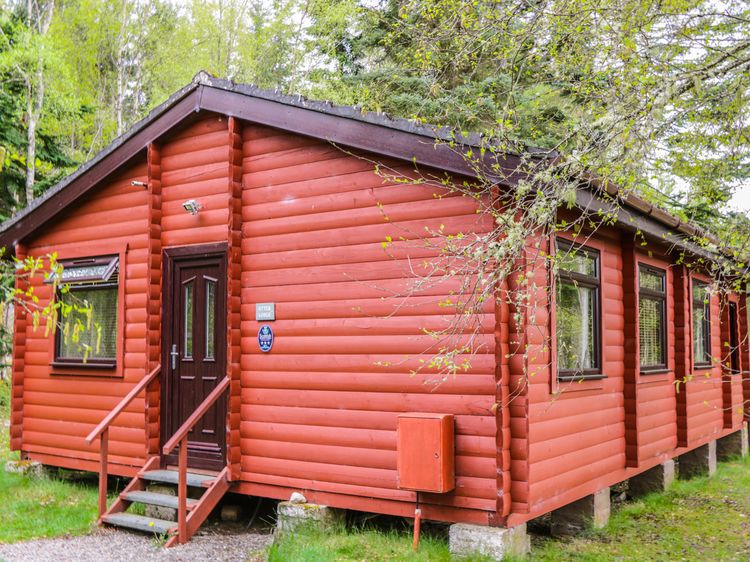 Otter Lodge, listing photograph 2