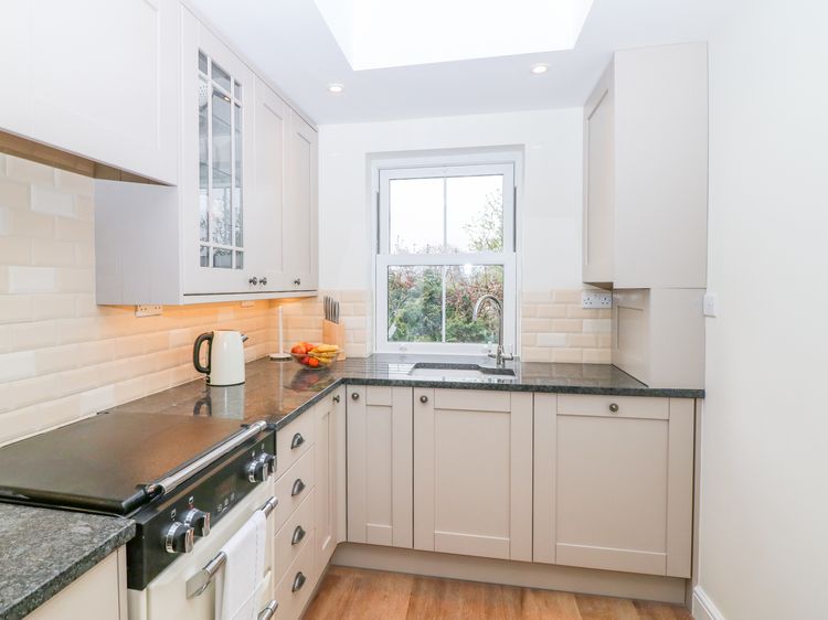 Wyebrow Cottage, listing photograph 12