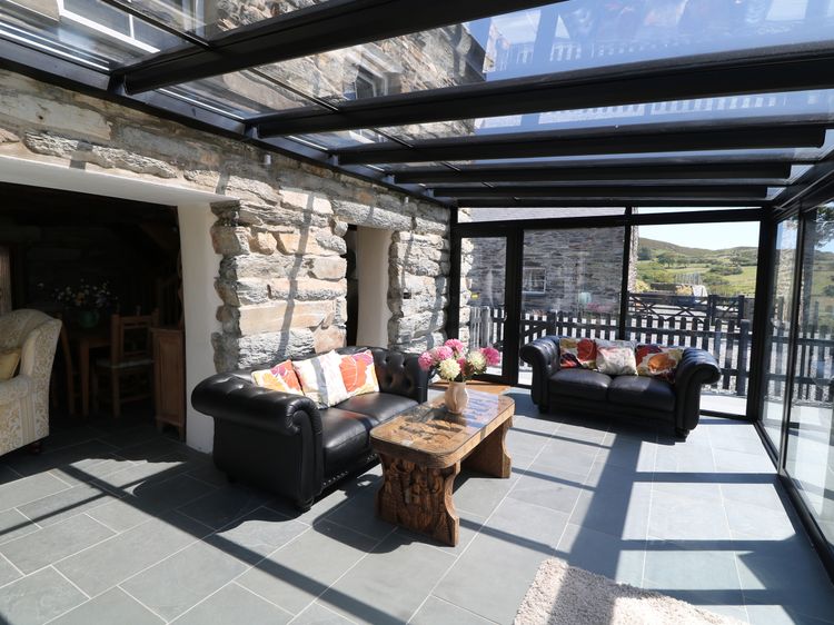 Garth Morthin The Farmhouse, listing photograph 8