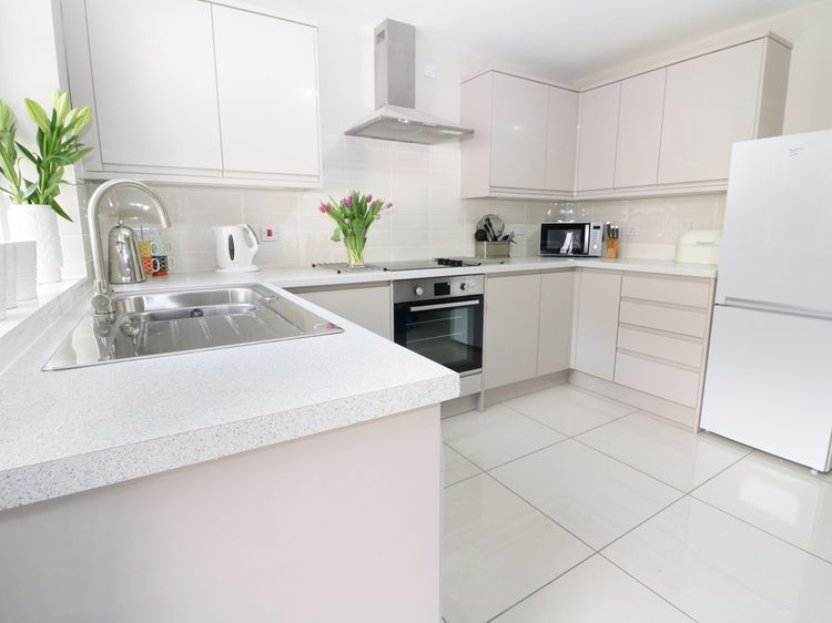 Glan Y Don, listing photograph 6