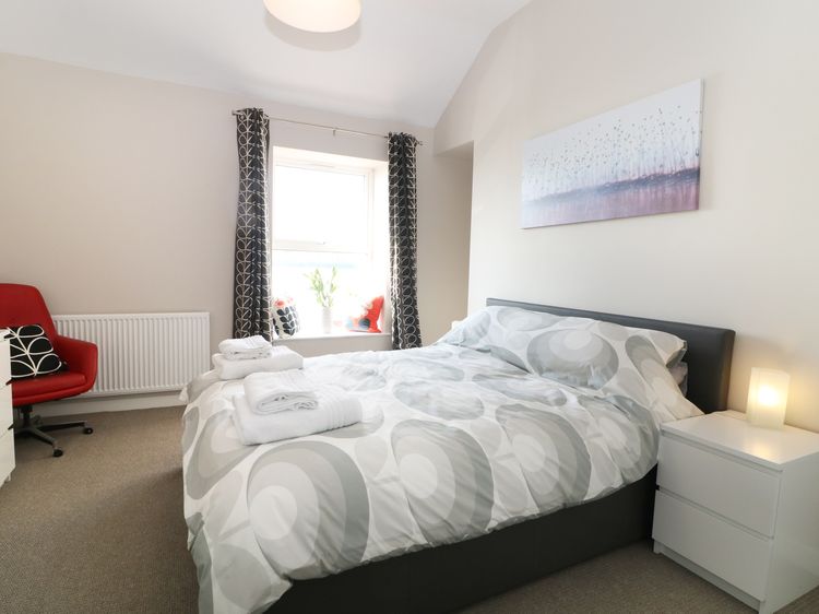 Glan Y Don, listing photograph 7