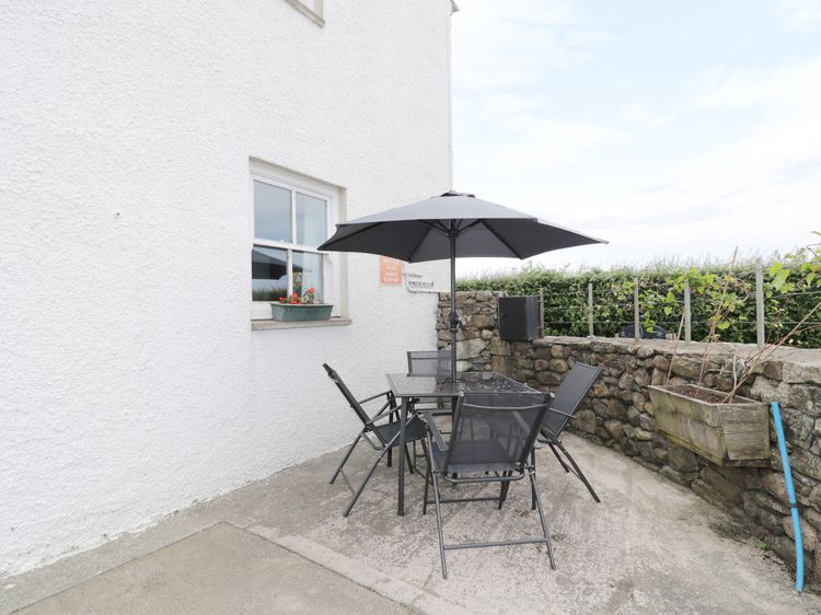 1 Park Nook Close, listing photograph 6