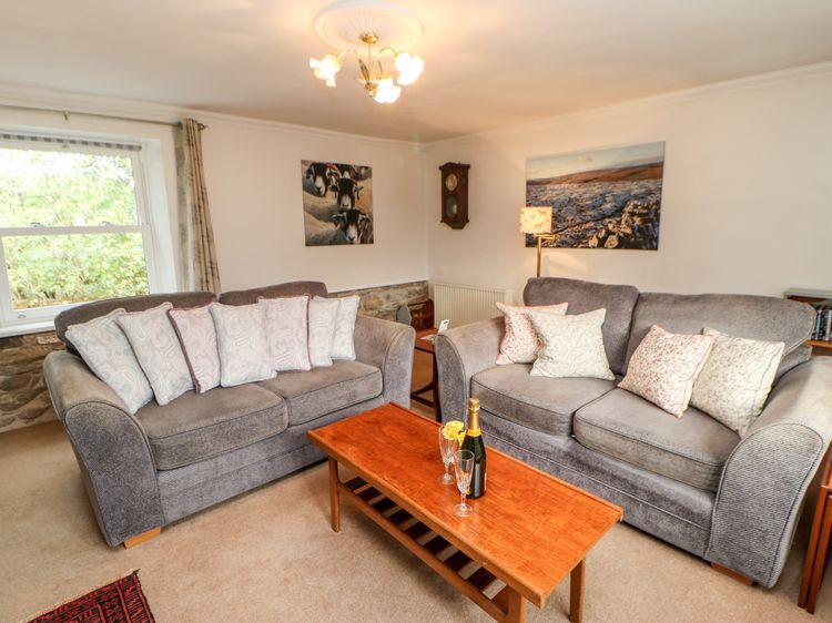 Coverdale Cottage, listing photograph 7
