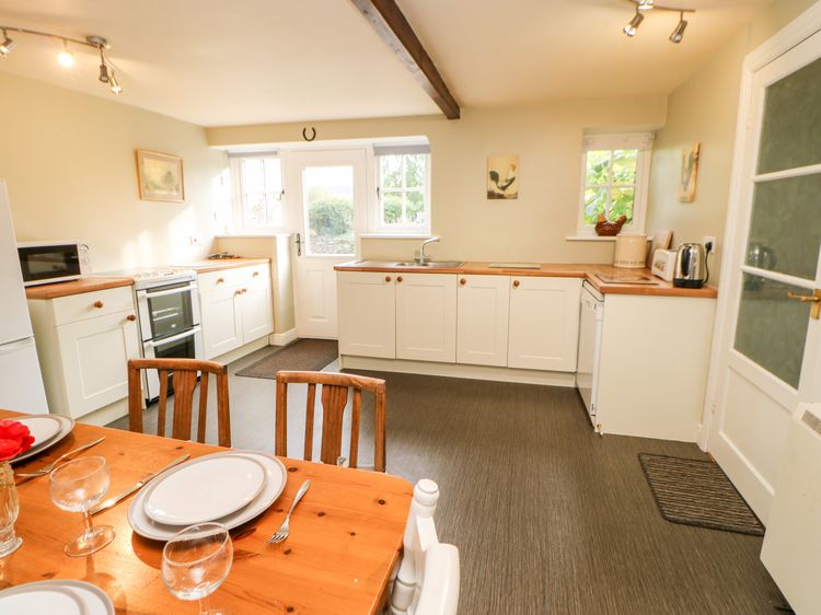 Coverdale Cottage, listing photograph 12