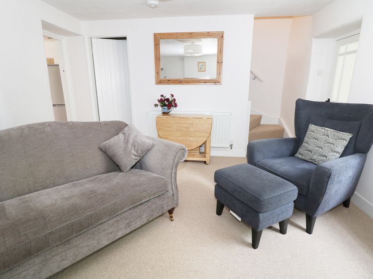 Gritstone Cottage, listing photograph 9