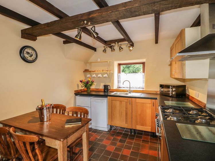 The Cottage, listing photograph 7