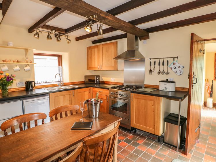 The Cottage, listing photograph 8