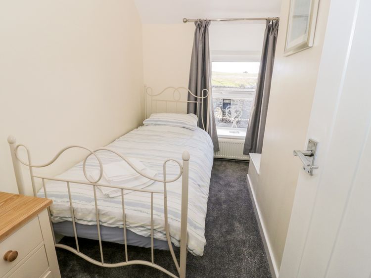 5 Ceirnioge Cottages, listing photograph 6