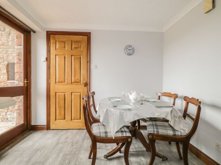 Woodhead Farm Cottage, listing photograph 9