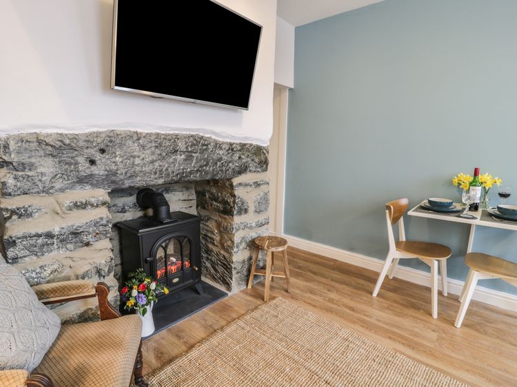 Llys Madoc, listing photograph 6