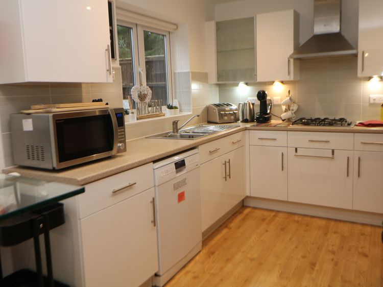 2 Carr Farm Close, listing photograph 12