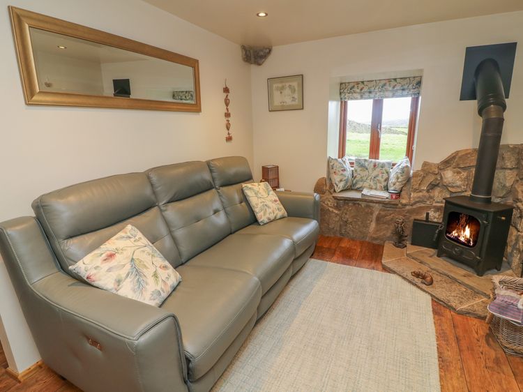 Rushton Barn, listing photograph 5