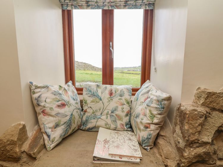 Rushton Barn, listing photograph 7