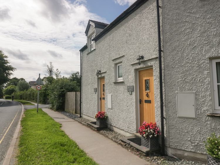 Betty's Mews, listing photograph 2