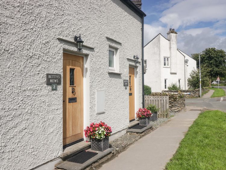 Betty's Mews, listing photograph 3