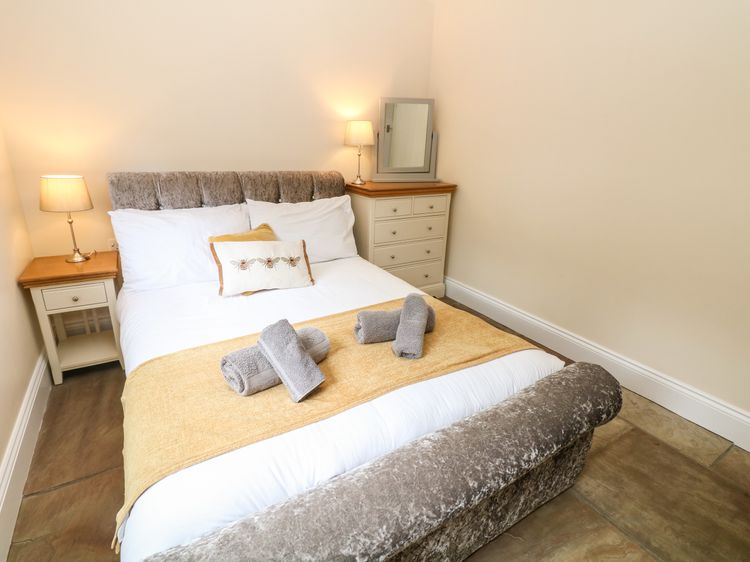 2 Pheasant Lane, listing photograph 10