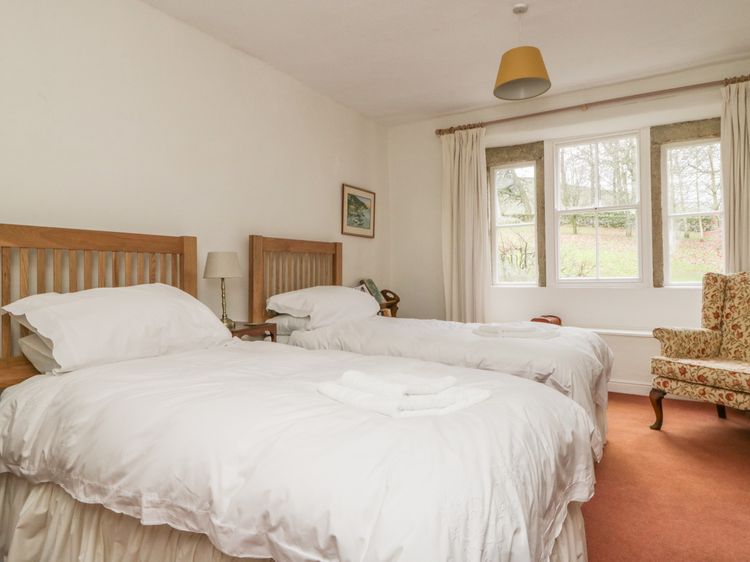 Shiers Farmhouse, listing photograph 11