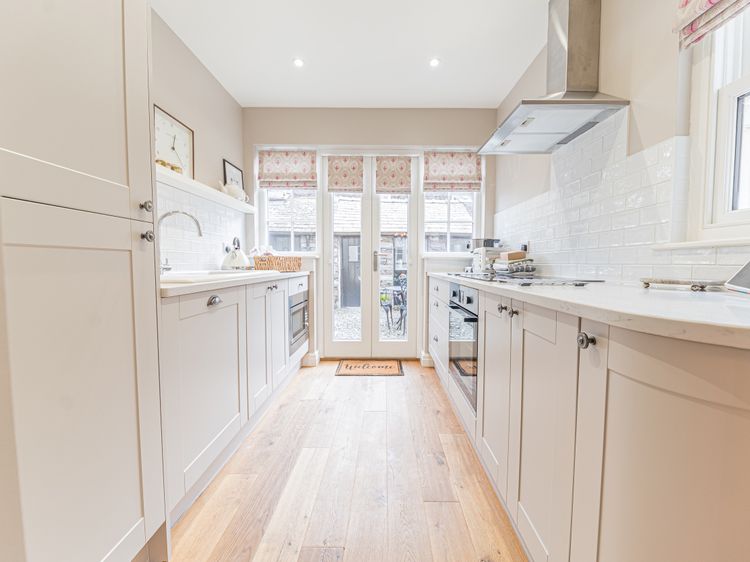 Poppy's Cottage, listing photograph 8