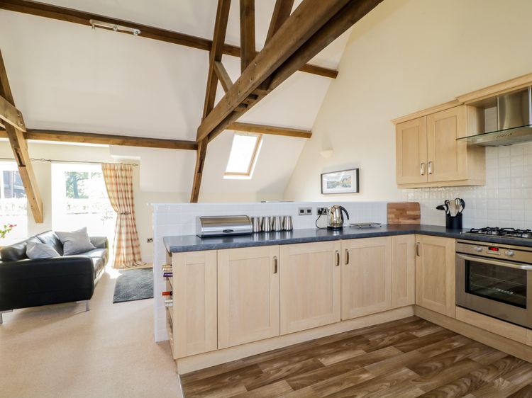 Carpenters Cottage, listing photograph 8