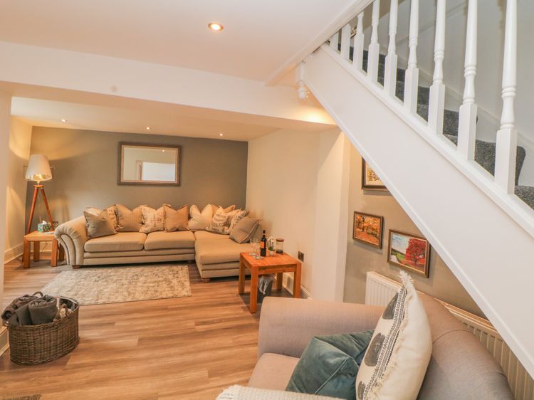 Ardeevin Cottage, listing photograph 7