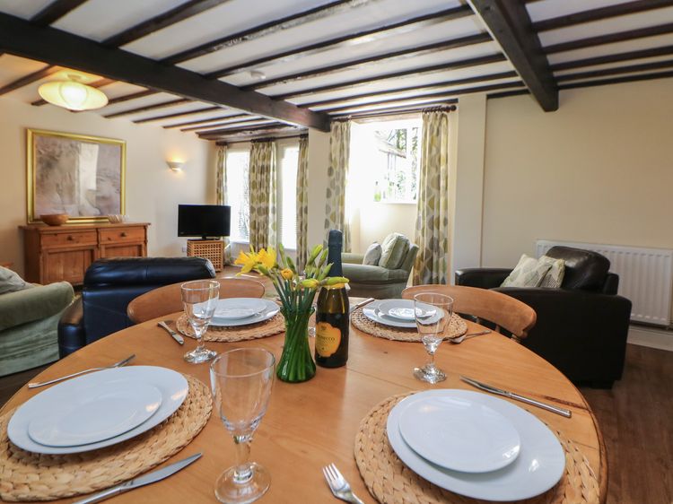 Barn Cottage, listing photograph 12