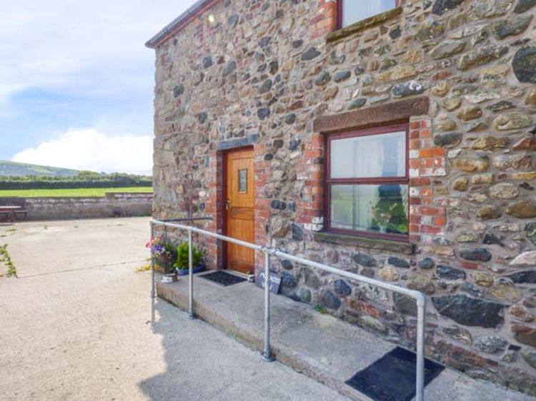 Muncaster View, listing photograph 2